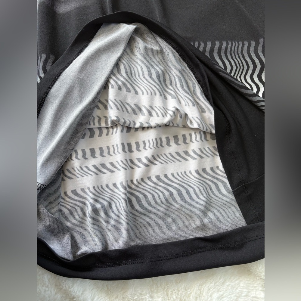 Emma & Michelle Black & White Abstract Stripe Tunic 3/4 Sleeve Boat Neck Sz:Smal - Picture 4 of 10